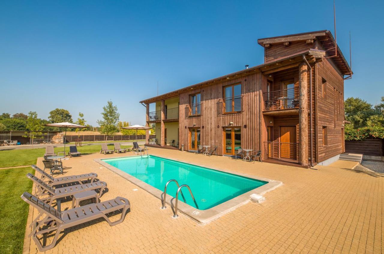 Gan Eden Resort Yasnogorodka  Bagian luar foto