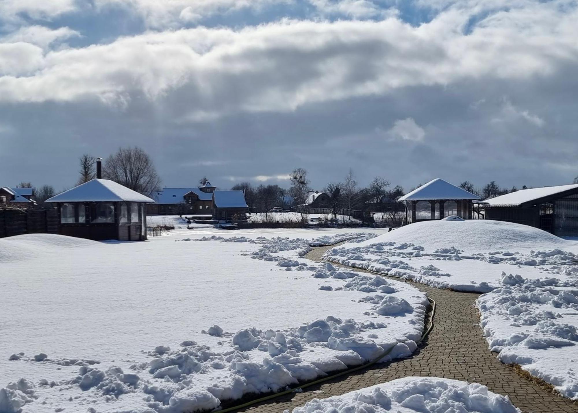 Gan Eden Resort Yasnogorodka  Bagian luar foto
